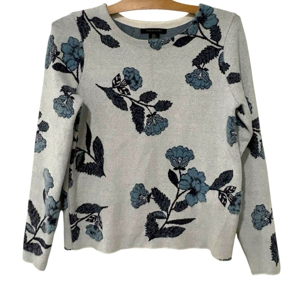 Tahari | Sweater Pullover Long Sleeve Blue Floral Preppy Classic- Medium